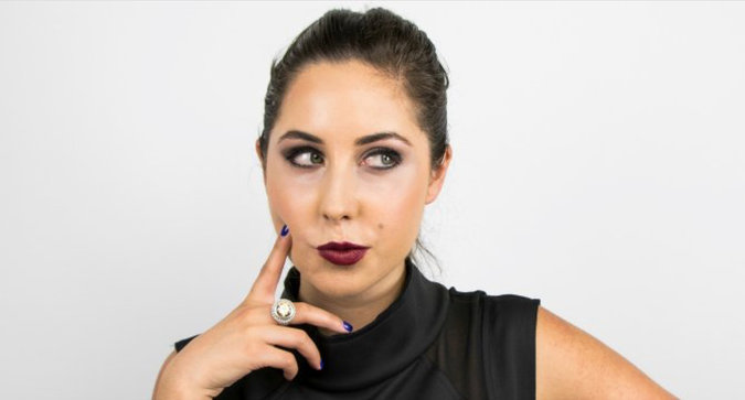 15-Minute Halloween Eye Makeup: '20s Flapper