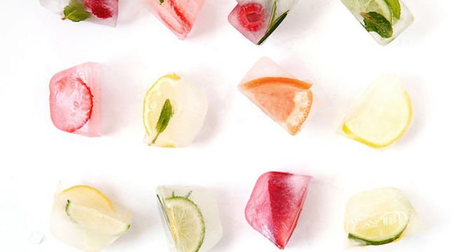 6 Ways To Accent Your Ice Cubes