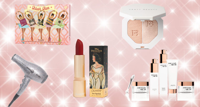 Gift Guide 2018: Check Out Our Social Media Manager's Holiday Shopping Guide!