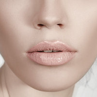 How to Fake a Fuller Pout
