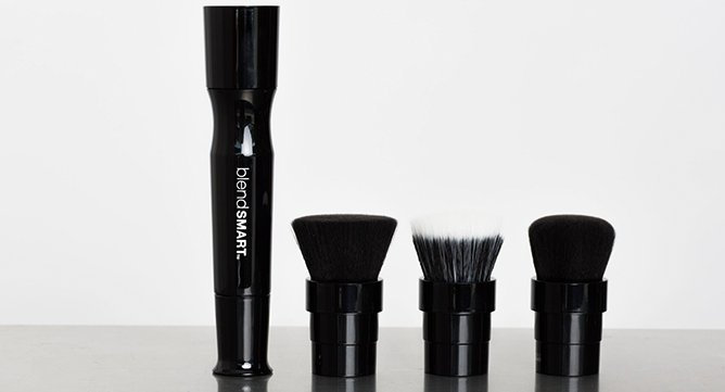 How to Get an Airbrushed Makeup Look with BlendSMART, Plus, Win a Starter Brush Set!
