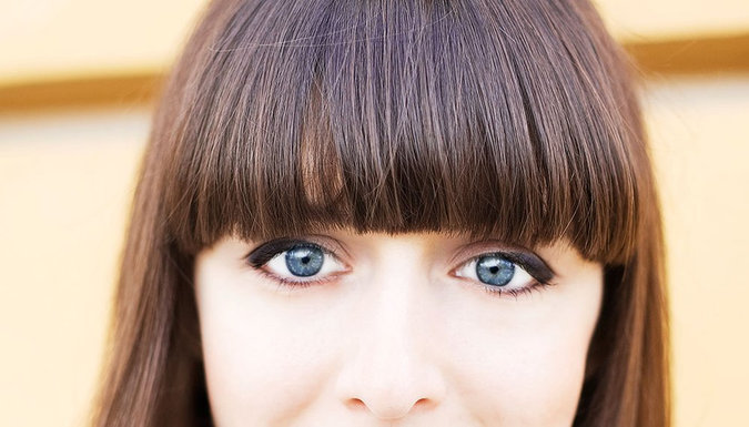 Hairstylist Tips on How to Handle Bangs