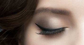 The Best Precision Eyeliners for Wings