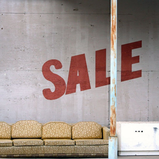 The Official List of Dos & Don'ts for Black Friday