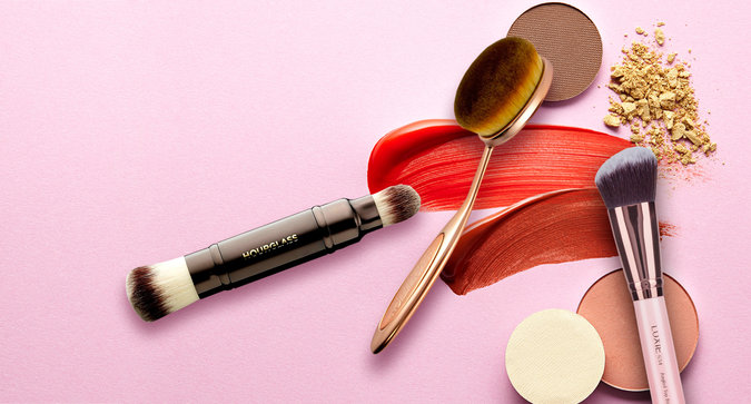 Makeup Brushes That are So Pretty You Need to Display Them