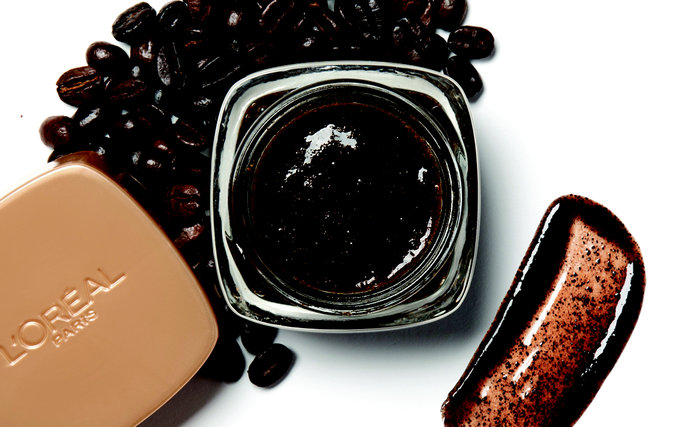 Instantly Awaken Tired Skin with L'Oréal Paris Pure-Sugar Kona Coffee Scrub