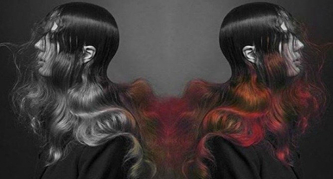 Whoa—Color-Changing Hair is Totally A Thing