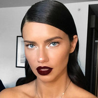 This is the Coolest New Way to Wear Highlighter