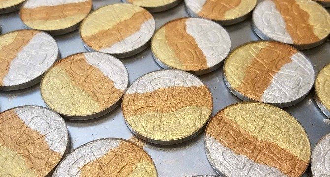 You Can Now Get Halloween-Themed Highlighters