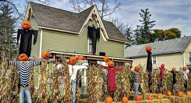 Frightfully Festive Halloween House Décor