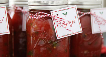 7 Thoughtful Homemade Gifts