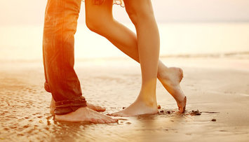 10 Gifts to Get Your Guy this Valentine's Day
