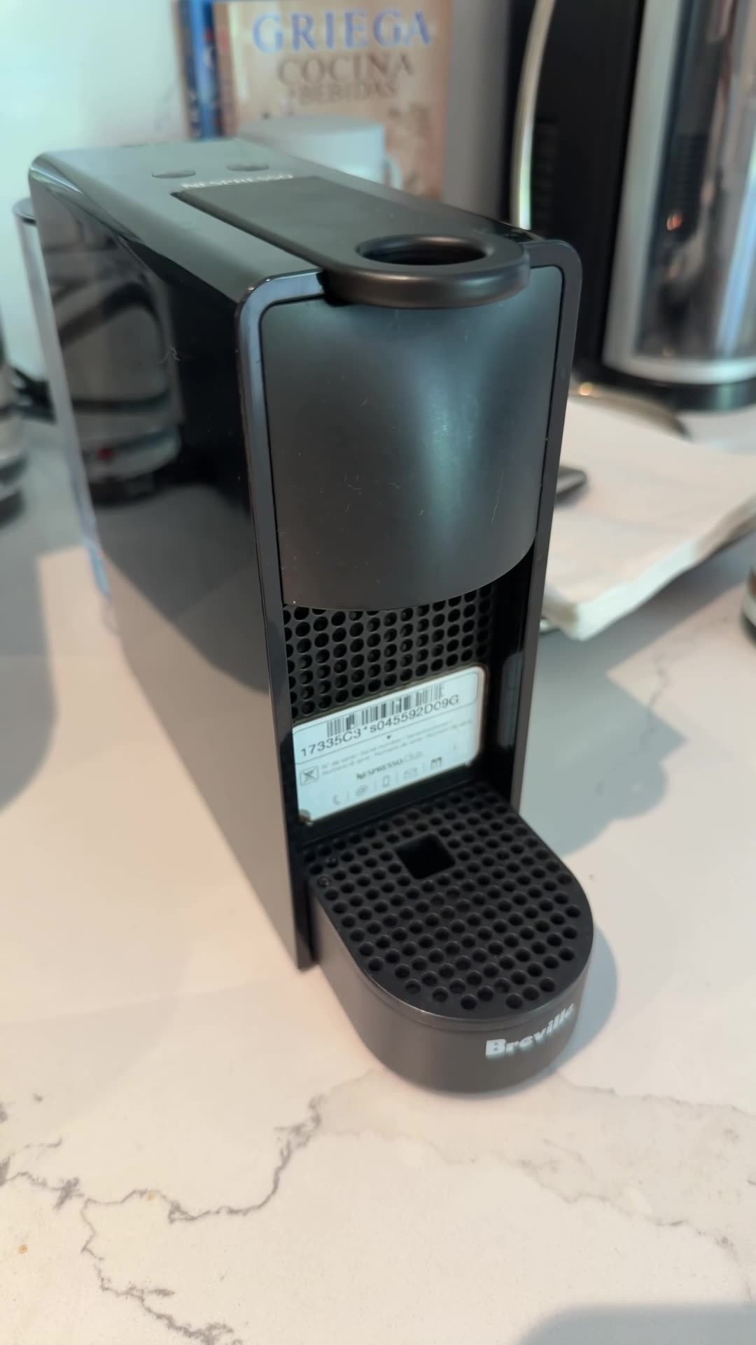 Essenza Mini Piano Black - Coffee Machine - Nespresso Australia