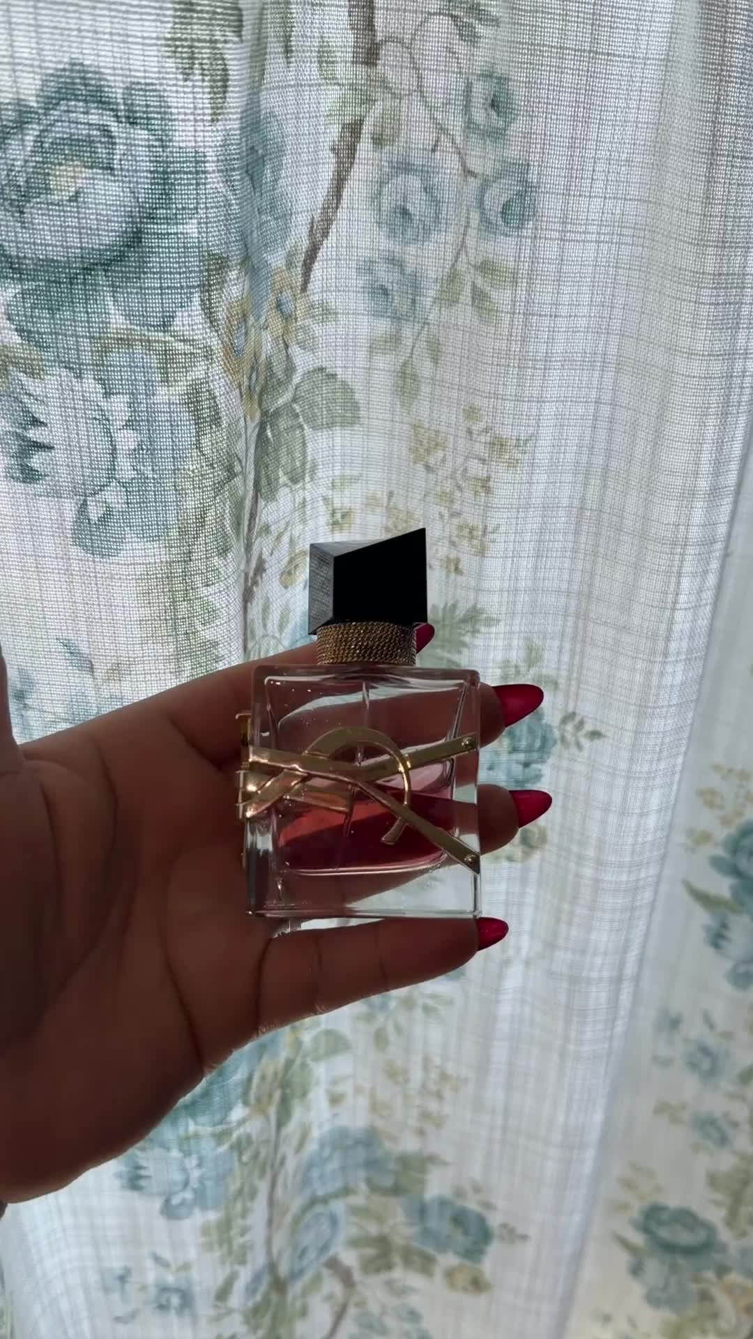 LIBRE Berry Crush Eau de Parfum - Fruity Floral - YSL Beauty​