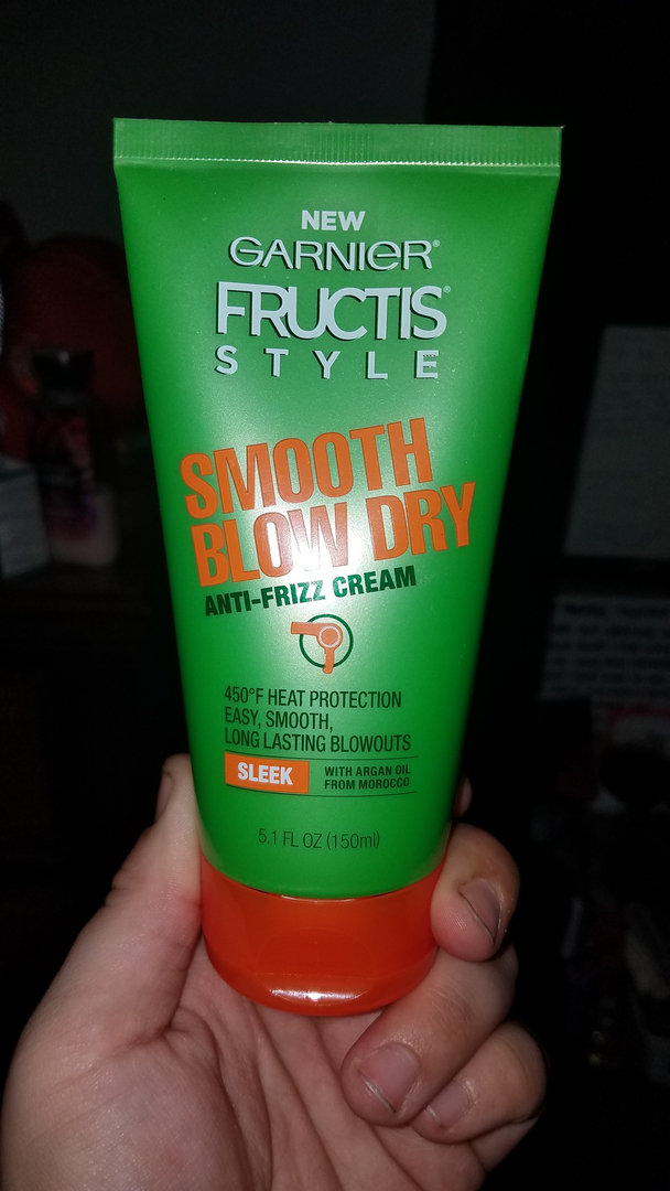 GARNIER® Fructis® Style Smooth Blow-Dry Anti Frizz Cream