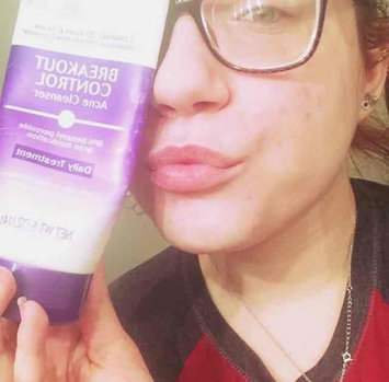 Photo of Equate Beauty Breakout Control Acne Cleanser uploaded by Rissa R.