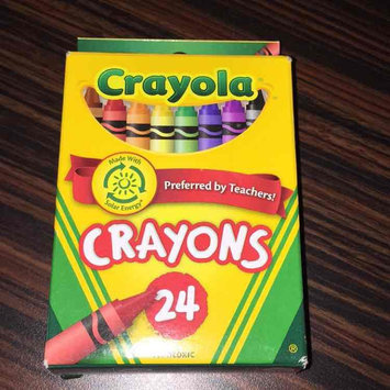 Photo of Crayola 24ct Crayons uploaded by Estefany N.