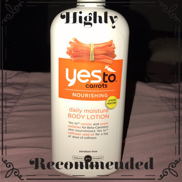 Photo of Yes To Carrots Daily Moisture Body Lotion uploaded by Areli D.