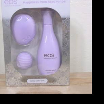 Photo of eos™ Body Lotion Delicate Petals uploaded by Naomi G.