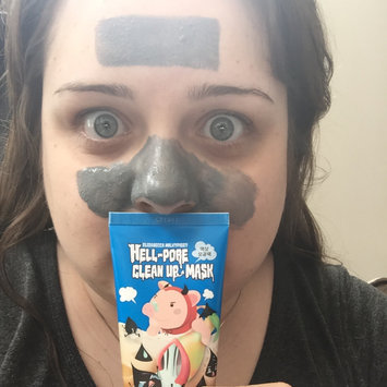 Photo of Elizavecca Hell-Pore Clean Up Mask uploaded by Elaine M.