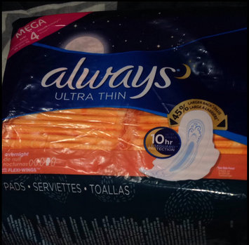 Photo of Always Ultra Thin Size 4 Overnight Pads With Wings Unscented uploaded by Sofía S.