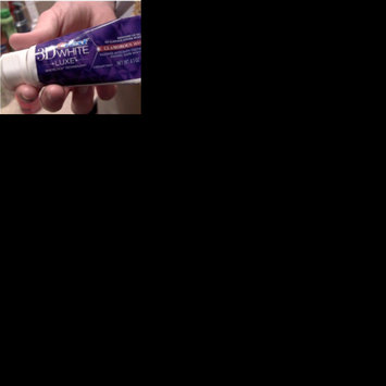 Photo of Crest® 3D White Luxe Glamorous White Toothpaste Vibrant Mint uploaded by Intan H.
