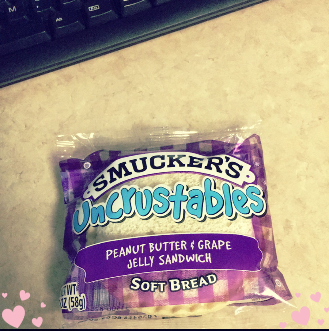 Smucker's® Uncrustables® Peanut Butter & Grape Jelly Sandwich 18 ct