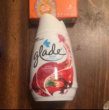 Photo of Glade Apple Cinnamon Solid Air Freshener uploaded by Teran F.