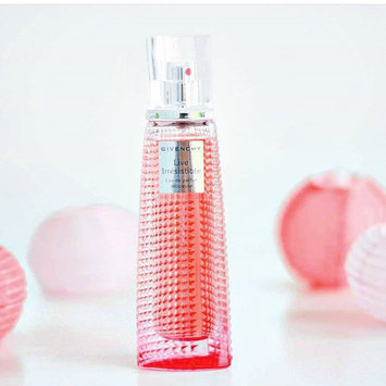 Photo of Givenchy Very Irrésistible Eau De Toilette uploaded by Paula F.
