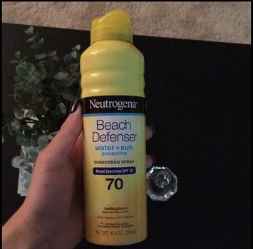 Photo of Neutrogena® Beach Defense® Water + Sun Protection Sunscreen Spray Broad Spectrum SPF 70 uploaded by Késia F.
