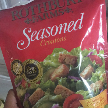Photo of Rothbury Farms Seasoned Croutons uploaded by Andjoua R.