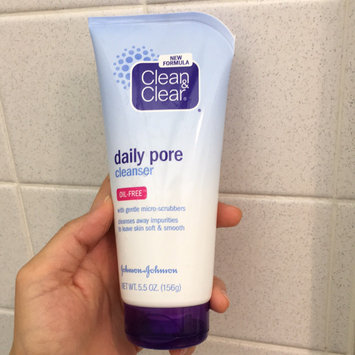 Photo of Clean & Clear® Oil-Free Daily Pore Cleanser uploaded by Ruth K.