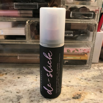Photo of Urban Decay De-slick Oil Control Makeup Setting Spray uploaded by Despina N.