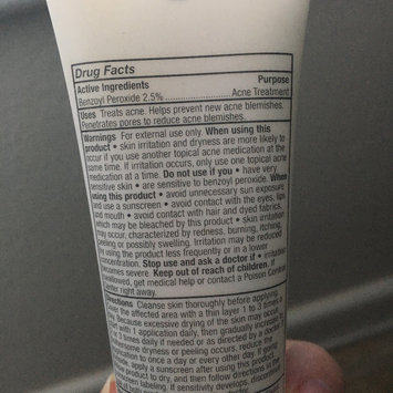Photo of Paula's Choice CLEAR Regular Strength Daily Skin Clearing Treatment uploaded by Alisha A.