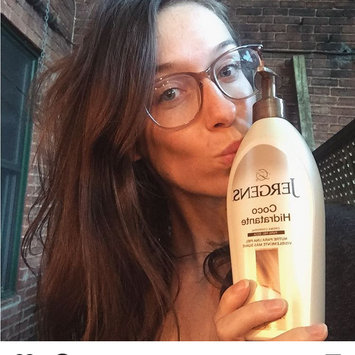 Photo of JERGENS® Hydrating Coconut Dry Skin Moisturizer uploaded by Roxanne L.