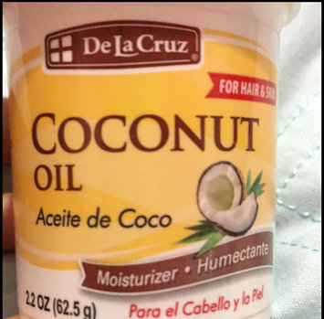 Photo of De La Cruz Products Inc De La Cruz Aceite De Coco Humectante Coconut 2.2 Ounce Jar uploaded by Marie M.