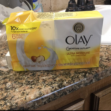Photo of Olay Outlast Ultra Moisture Shea Butter Beauty Bar uploaded by Deborah C.