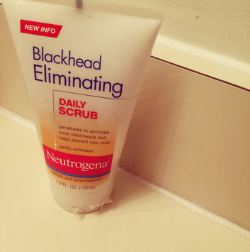 Photo of Neutrogena® Blackhead Eliminating Daily Scrub uploaded by Ashlie C.