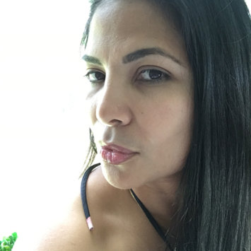 Photo of eos™ Organic Lip Balm Summer Fruit uploaded by Yadira O.