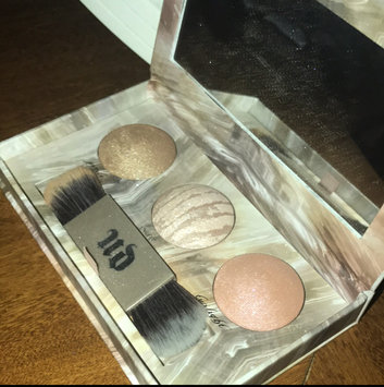 Photo of Urban Decay Naked Illuminated Trio Shimmering Powder for Face and Body uploaded by Alyssa B.