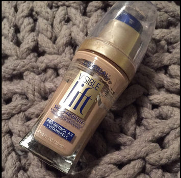 Photo of L'Oréal Paris Visible Lift® Serum Absolute Advanced Age-Reversing Makeup uploaded by Debora T.