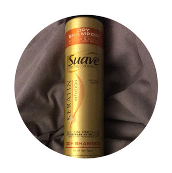 Photo of Suave® Professionals® Keratin Infusion Dry Shampoo uploaded by Wanda D.