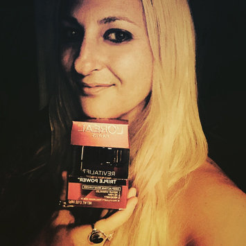 Photo of L'Oréal Paris RevitaLift Anti-Wrinkle + Firming Day Cream SPF 18 uploaded by Marisa D.