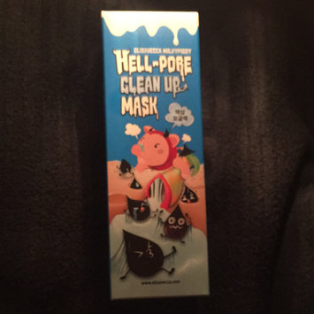 Photo of Elizavecca Hell-Pore Clean Up Mask uploaded by Ellee D.