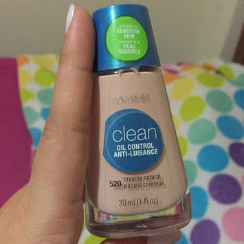 Photo of Cover Girl Warm Beige Sensitive Skin Liquid Make Up uploaded by Oscarely G.