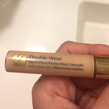 Photo of Estée Lauder Double Wear Stay-in-Place Flawless Wear Concealer uploaded by Erin W.