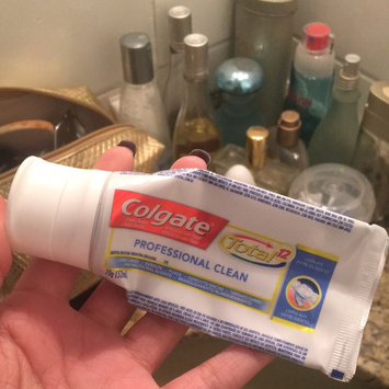 Photo of Colgate® MaxFresh® with WHITENING MINI BREATH STRIPS Toothpaste Cool Mint uploaded by Giovanna M.
