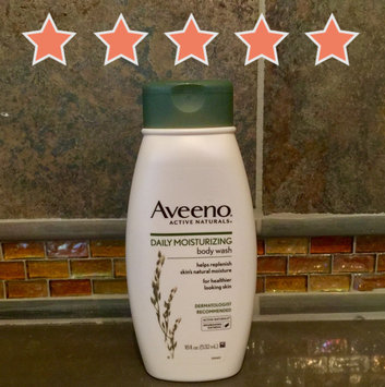 Photo of Aveeno® Daily Moisturizing Body Wash uploaded by Amanda J.