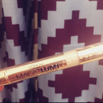 Photo of L'Oréal Paris MAGIC by Studio Secrets Magic Lumi Highlighting Concealer uploaded by Lana K.