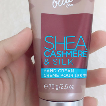Photo of Bath Body Works Bath & Body Works True Blue Spa Shea Cashmere & Silk Hand Cream 2.5 Oz. uploaded by Hawraa A.
